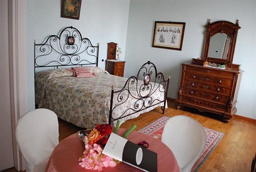 Villa Bongiovanni ซานโบนีฟาโช ภายนอก รูปภาพ