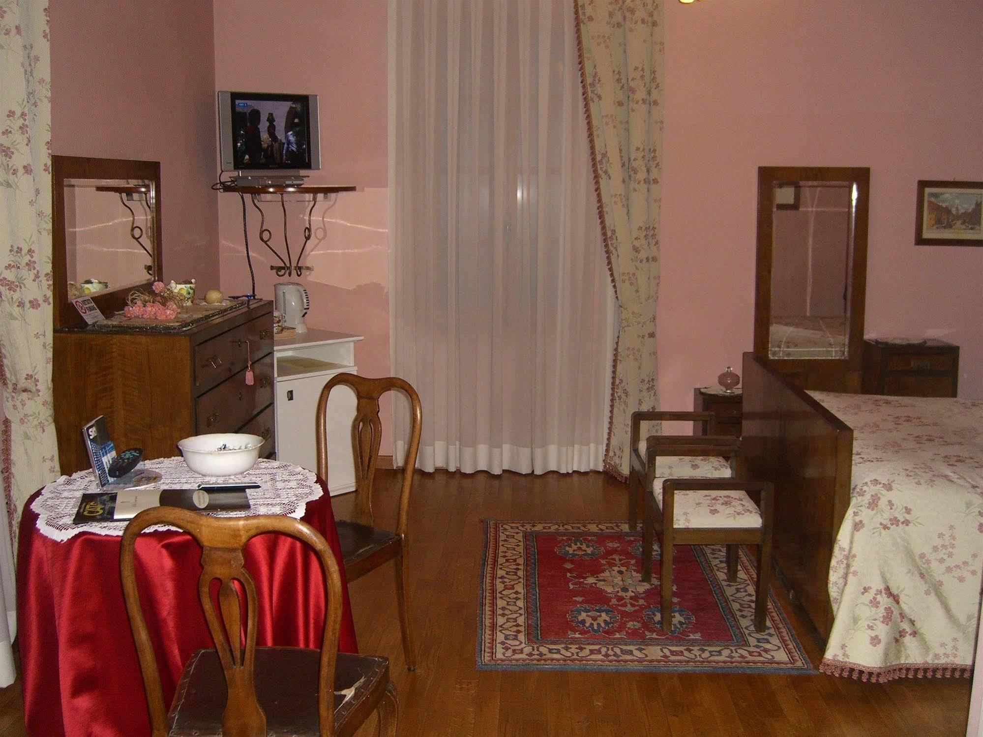 Villa Bongiovanni ซานโบนีฟาโช ภายนอก รูปภาพ